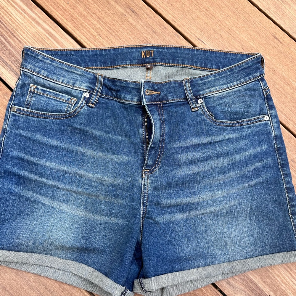 Kut stretchy jean shorts size 12